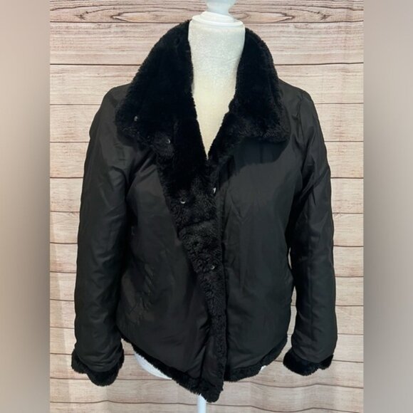 Reversible black faux fur coat size S/M - Picture 4 of 7